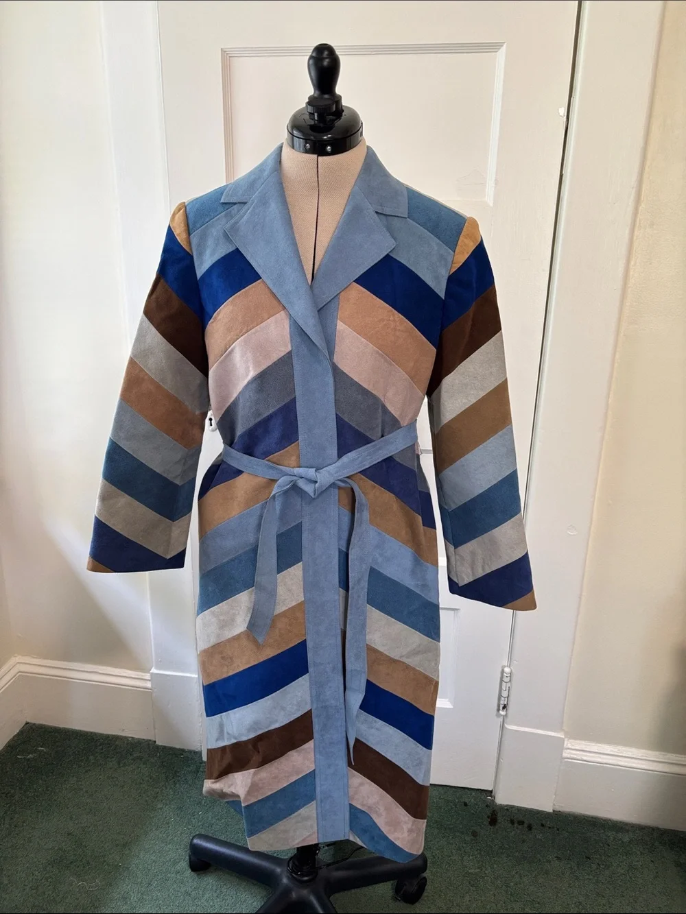 Ultrasuede Coat Faux Suede 90s Glam with Belt EUC Size Small